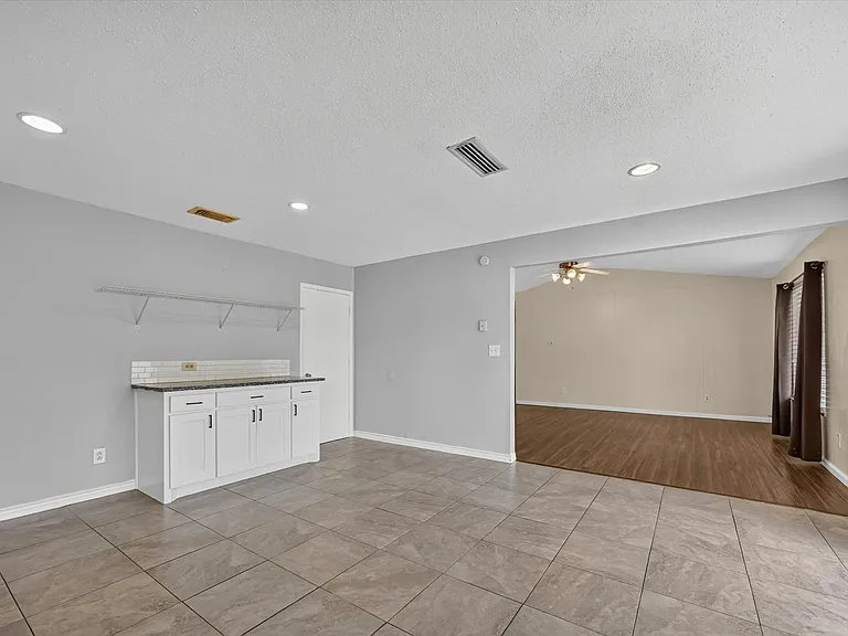 2026 Wedgewood Ln — Photo 15