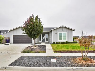 1962 N Sherman Street, Hanford, CA, 93230