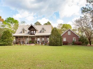 1803 Lake Dr, Screven, GA 31560