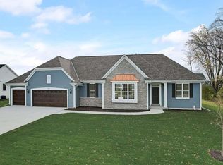 2161 Falls Rd, Grafton, WI 53024