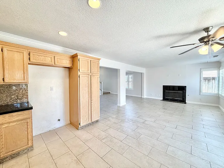 507 Lassa Way — Photo 10
