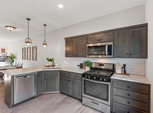 10281 3rd St NE #B, Blaine, MN 55434