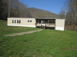 7115 Highway 1690, Louisa, KY 41230