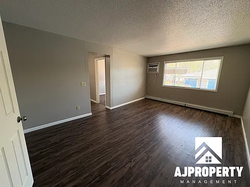 3309 S Elmwood Ave #2 Photo 1