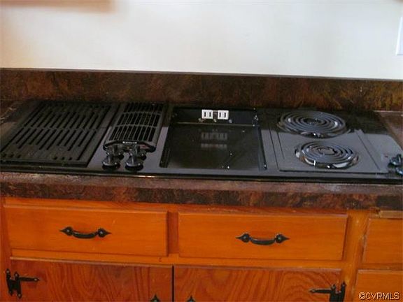 2nd image of 9801 Channing Cir