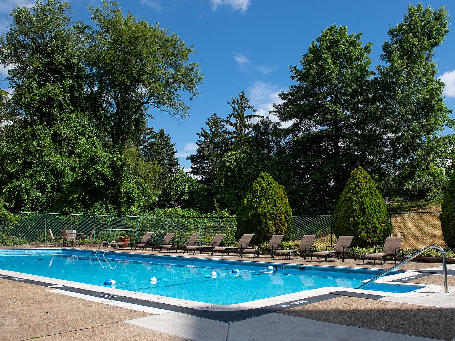 Monroeville Apartments at LaVale — Photo 2