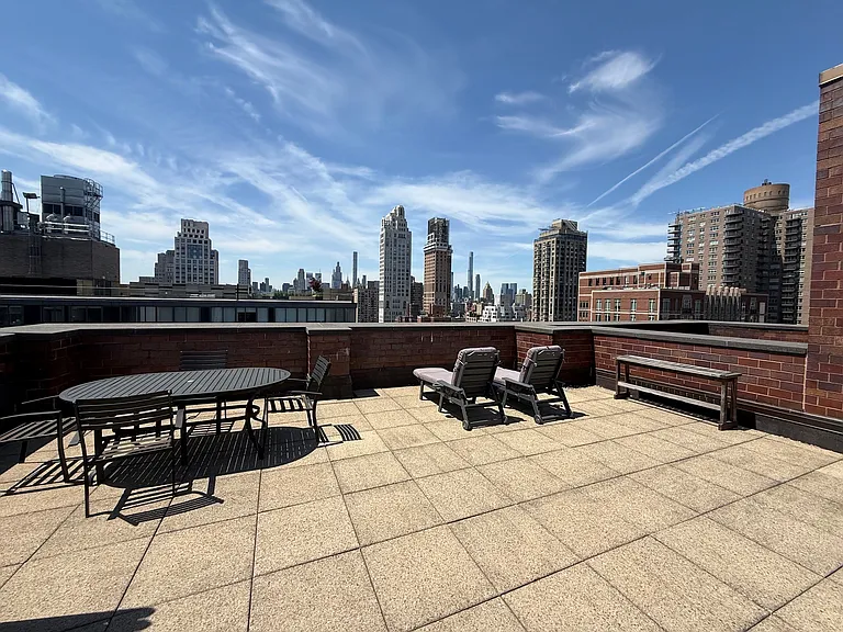 233 E 86th St #6A — Photo 8