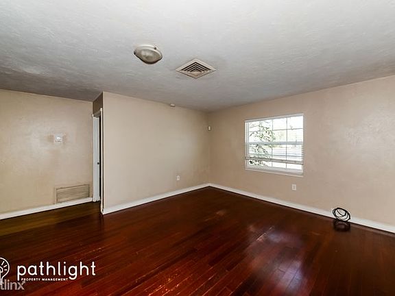 4th image of 5320 Hayden Blvd