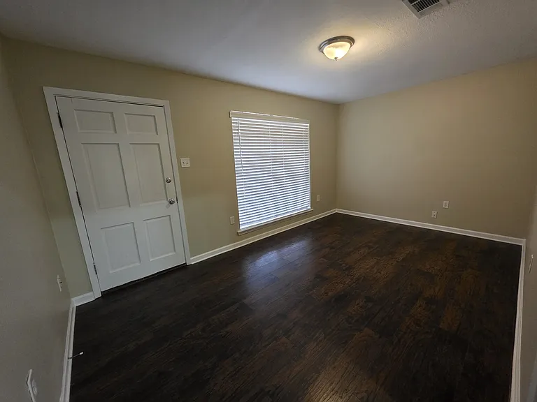 5219 Goodland Dr — Photo 11