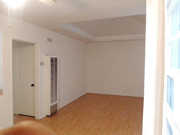 4th image of 1512 Berkeley St APT C