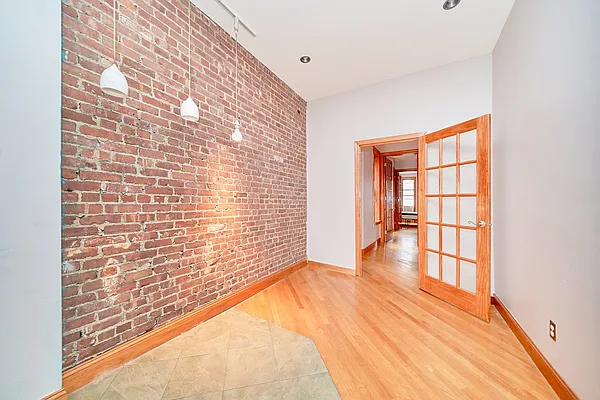 Rented by Living New York | media 8