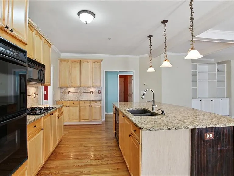 1601 Tappahannock Trl — Photo 9