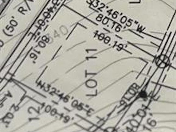 3rd image of 11 Somersett Dr