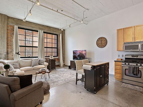 2nd image of 250 Park Ave Unit 415