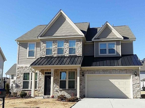 2nd image of 621 Fairway Dr