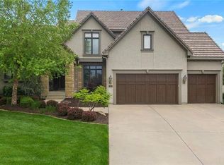 10906 W 145th Pl, Overland Park, KS 66221