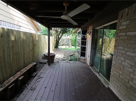 3rd image of 7415 Trabajo Dr