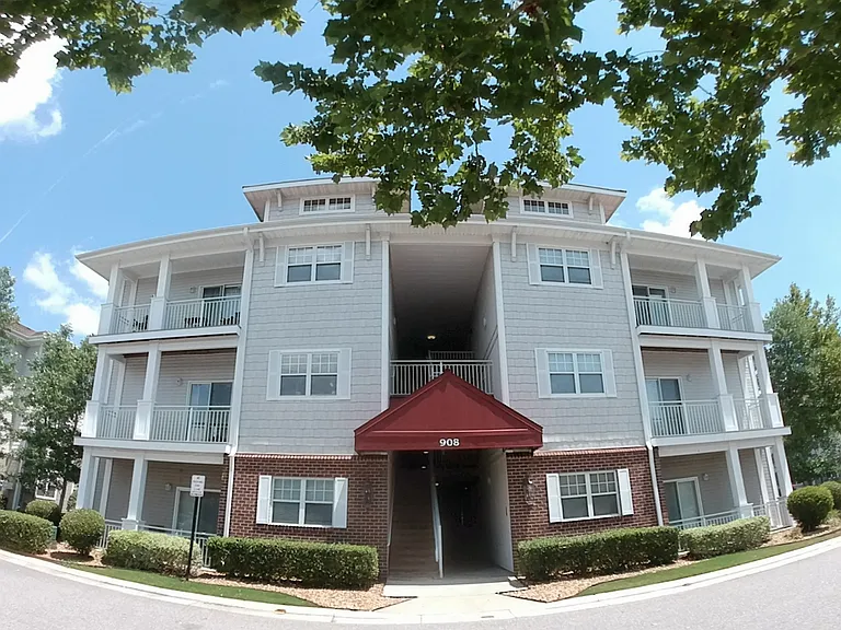 Third floor unit, building 908