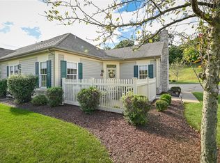 1082 Cobblestone Ln, Valencia, PA 16059