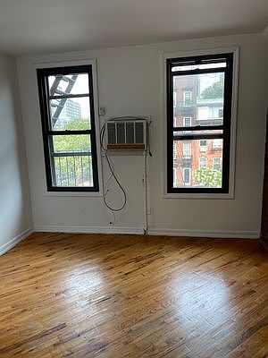 4th image of 76 E 1st St #3AA