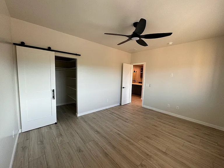 1714 Echo Canyon Dr — Photo 17