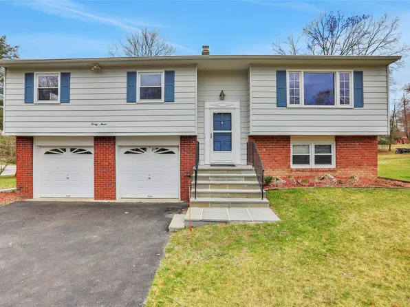 27 Kimball Drive, Poughkeepsie, NY 12603