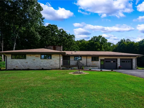 680 N Stone Base Rd, Mercer, PA 16137