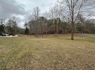 399 Dry Branch Rd, Irvine, KY 40336