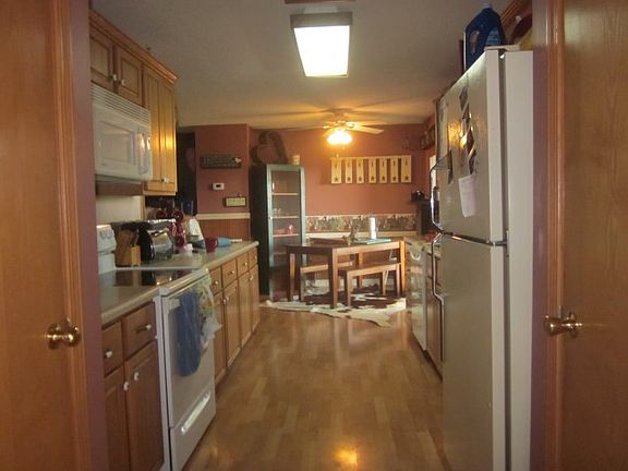 5th image of 59 Glade Ln