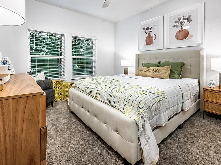 Residences at Markets West — Photo 6