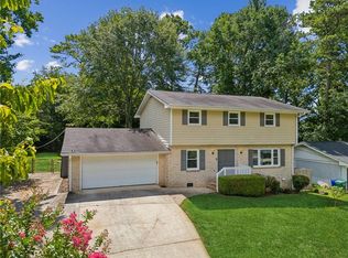 1231 Sanden Ferry Dr, Decatur, GA 30033