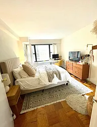 Rented by Olympia House Delaware LP