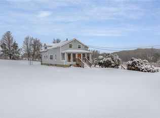 176 County Road 8, Farmington, NY 14425