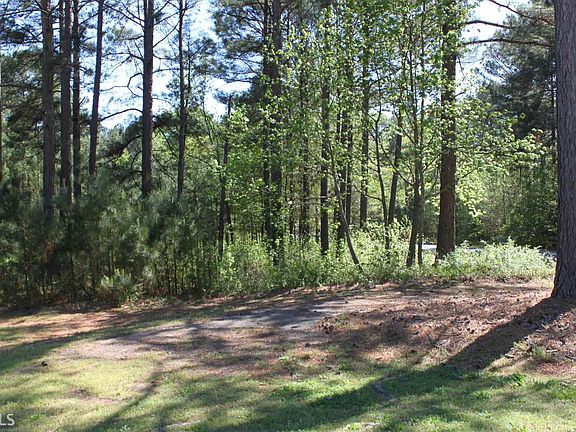 4th image of 101 Porterfield Dr