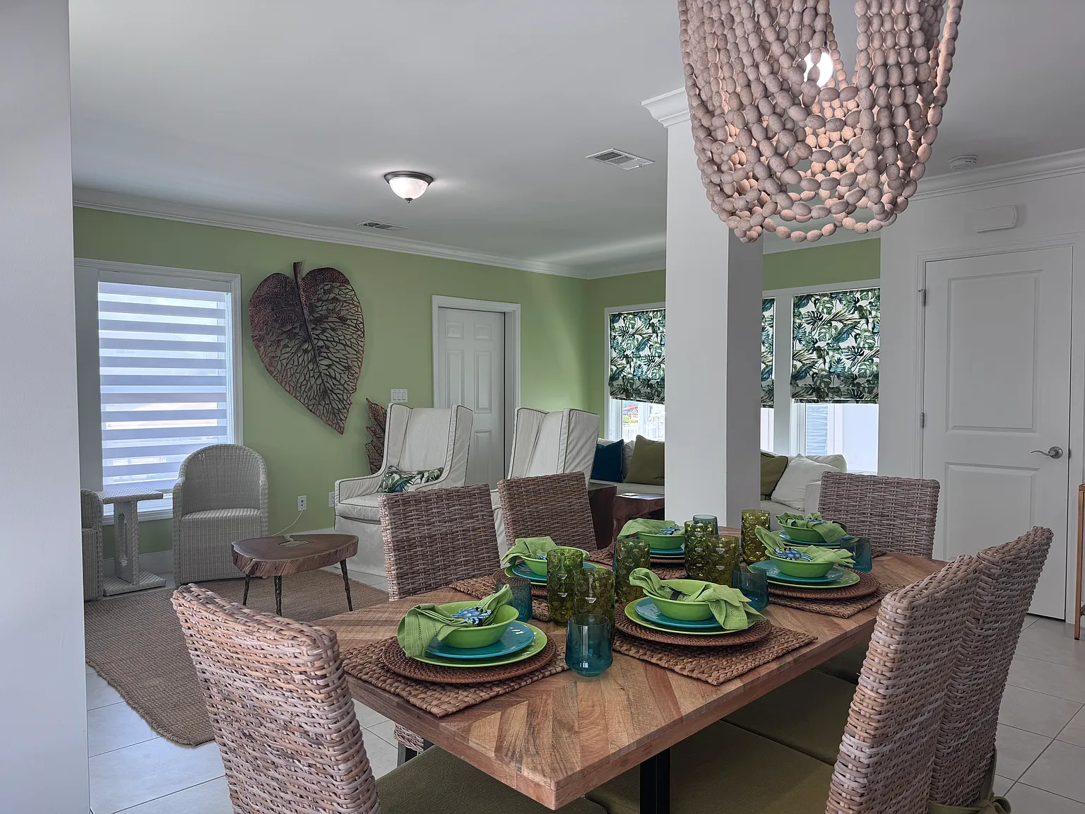 3 bed, 2.5 bath, 1748 sqft, $3,500 — Photo 4
