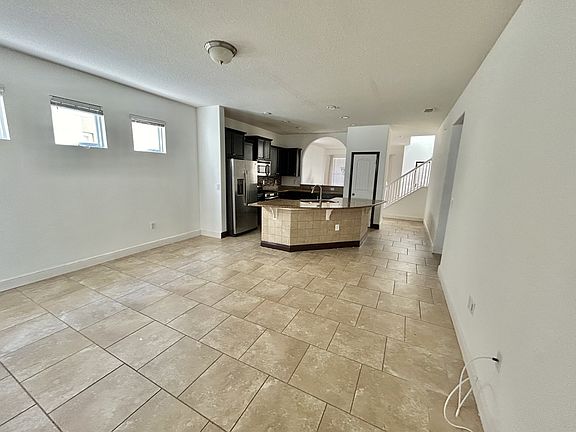 4th image of 5365 Oakbourne Ave