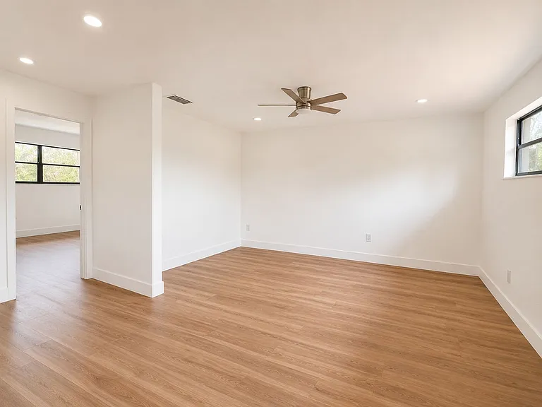 17343 NW 66th Pl — Photo 21