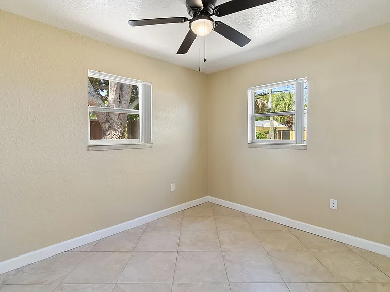 2908 Emory St — Photo 21