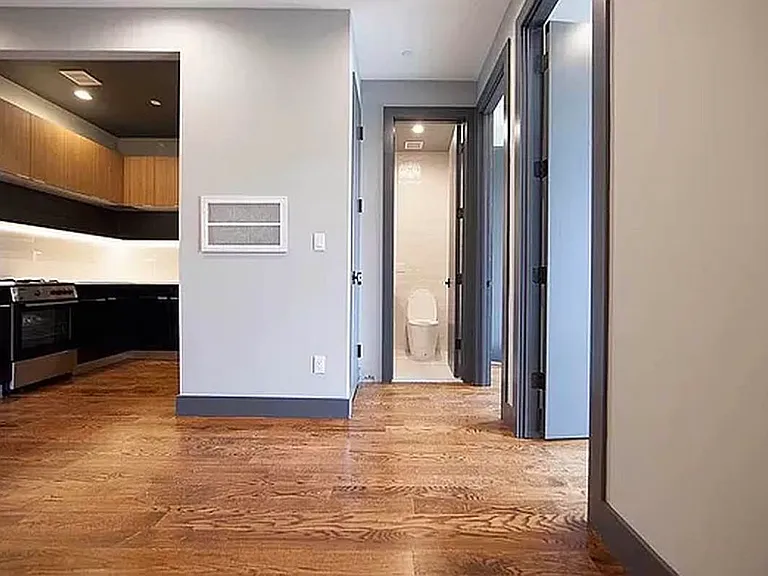79 Stanhope St #3A — Photo 4