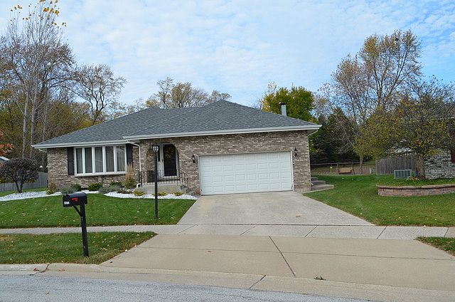1st image of 4912 Lorin Ln