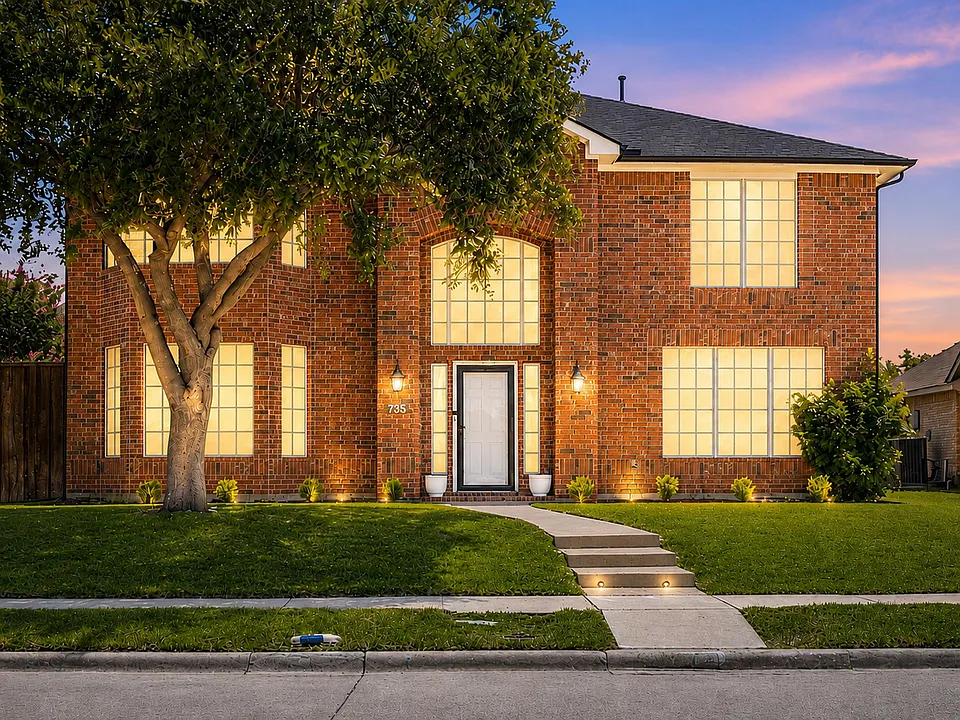 735 Yellowstone Dr