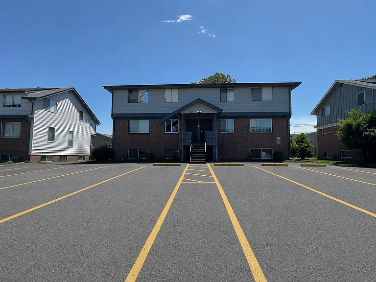 2781-2831 Eliot Cir — Photo 14