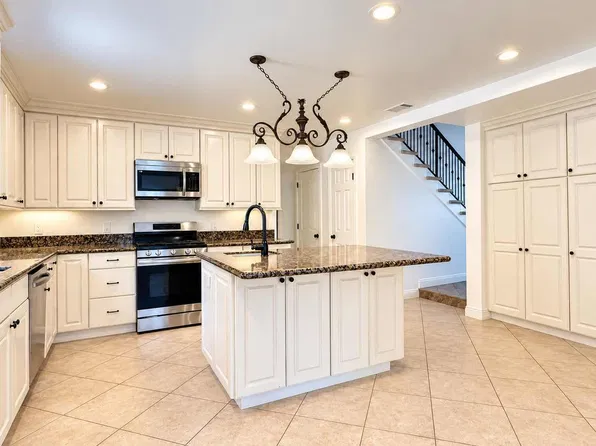 30595 Ganado Dr, Rancho Palos Verdes, CA 90275