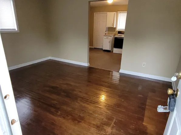 1807 Ryan St, Greensboro, NC 27405