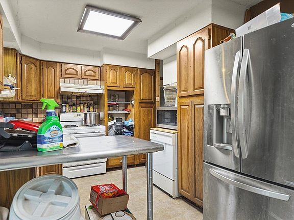 5th image of 6581 Happy Acres Rd