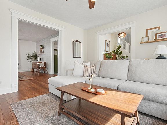 5th image of 1158 N Columbus St
