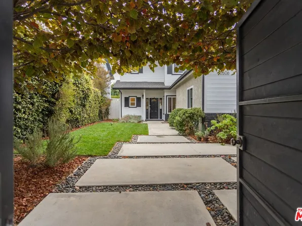 5506 Woodman Ave, Van Nuys, CA 91401