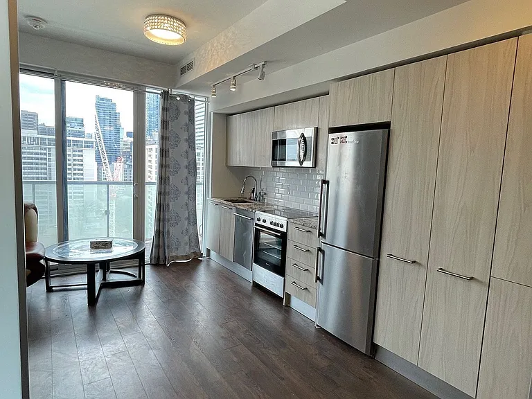 28 Wellesley St E #1203 — Photo 6