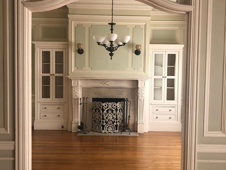 1st image of 1740 Franklin St APT 1
