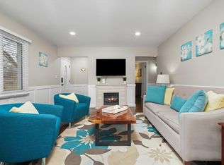 325 Apache Ln, Hoffman Estates, IL 60169